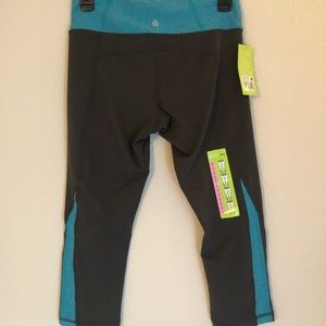 Marika Cropped Leggings